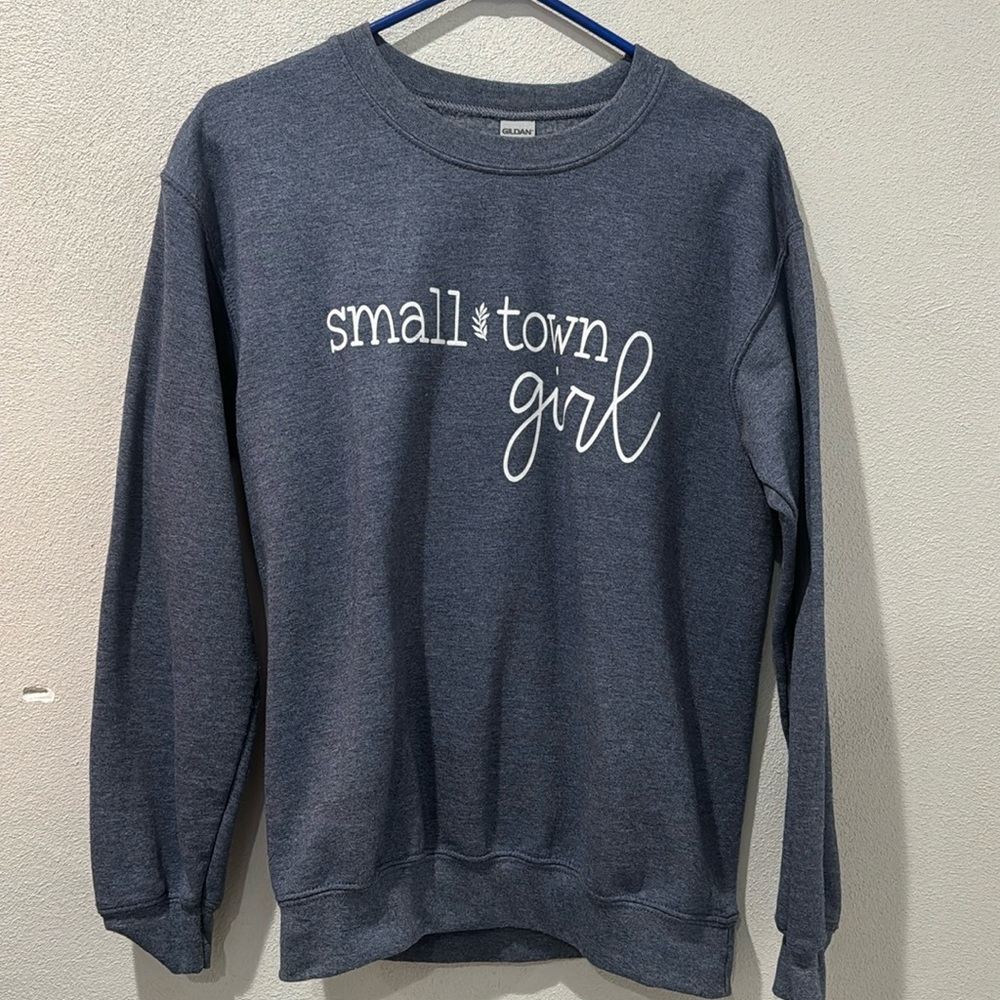 Small Town Girl crewneck